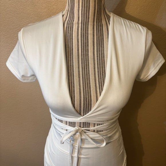 SHEIN White Mini Dress with Ruffle Hem Wraparound w/Ties Stretchy NWOT - Picture 2 of 16